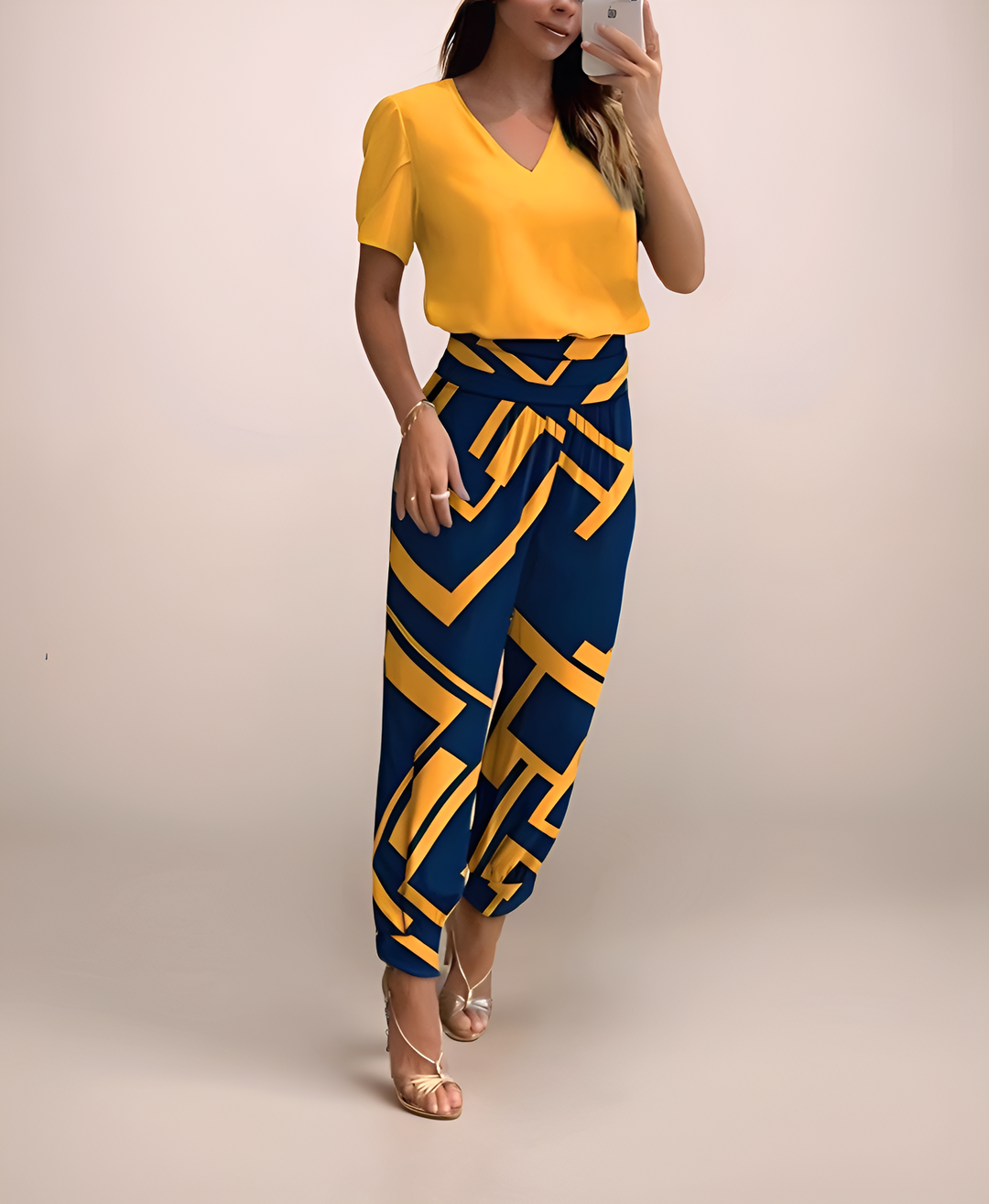 2-delige dames set met V-hals top en comfortabele broek