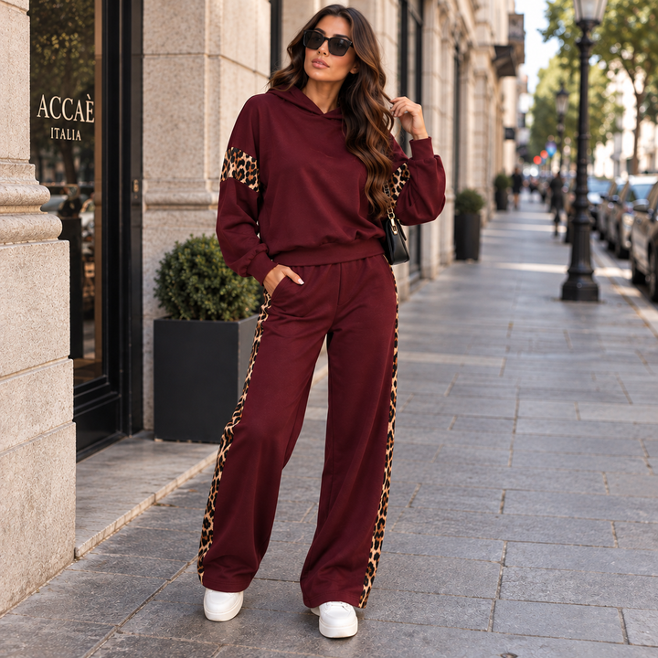 Trainingspak dames | Tweedelige set met capuchon en luipaardprint