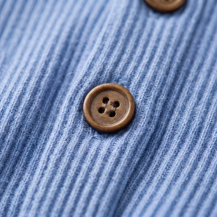Trui dames | Geribd model met knoopdetails en ronde hals