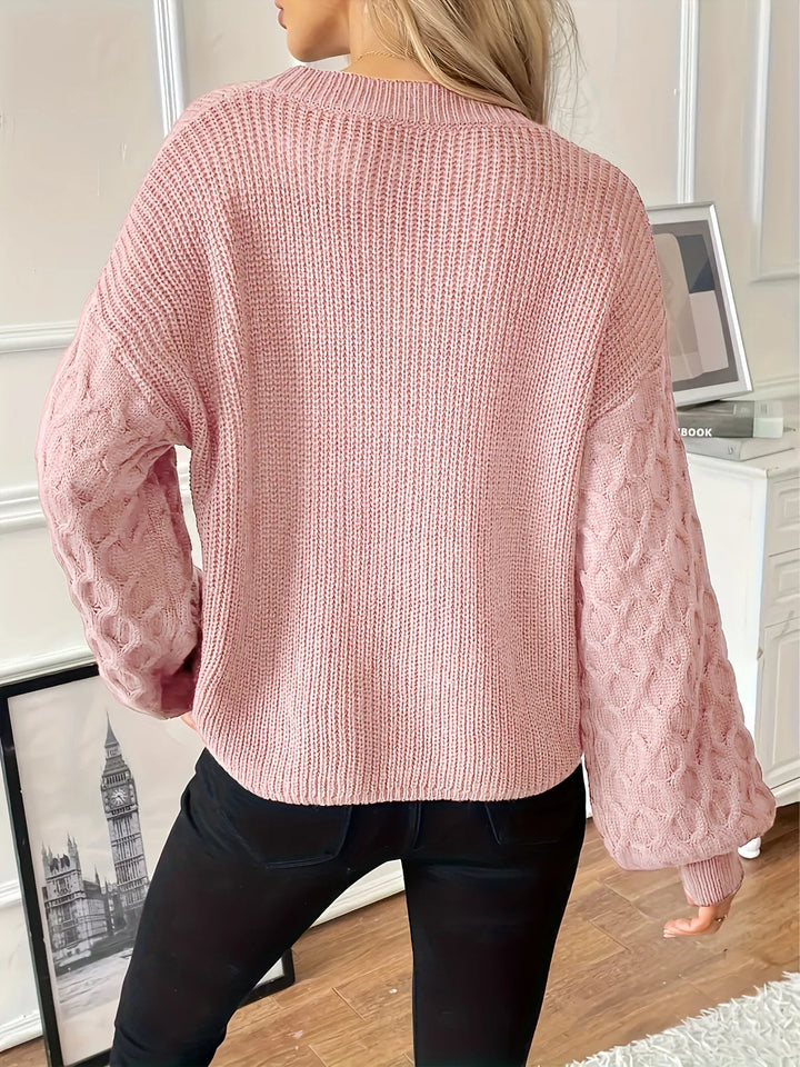 Trui dames | Grofgebreid model met kabelmouwen en ronde hals