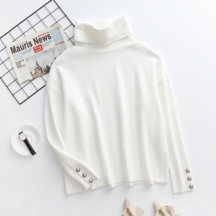 Trui dames | Oversized coltrui met knoopdetails aan mouwen