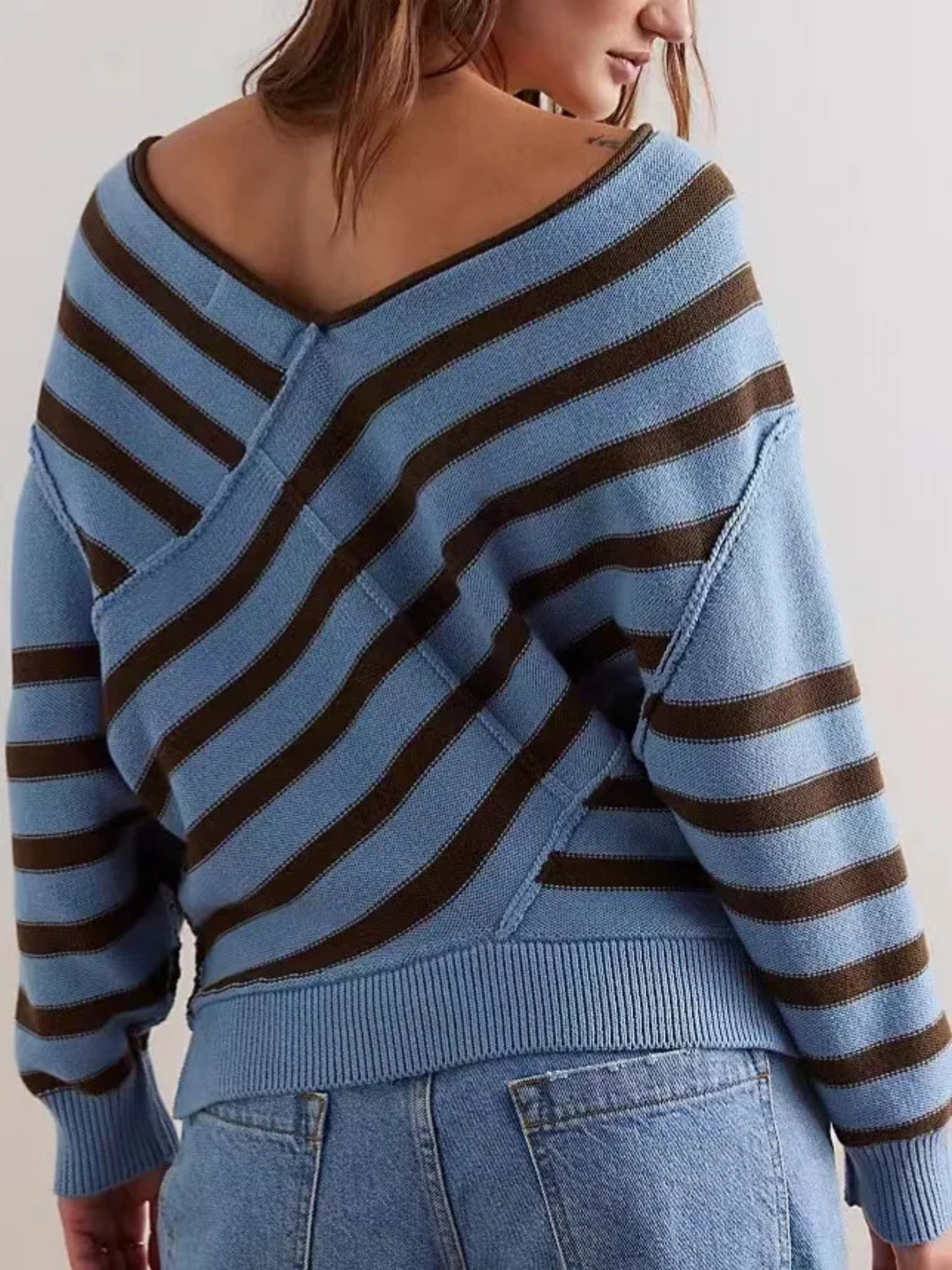 Trui dames | Oversized gebreid model met strepen en v-hals