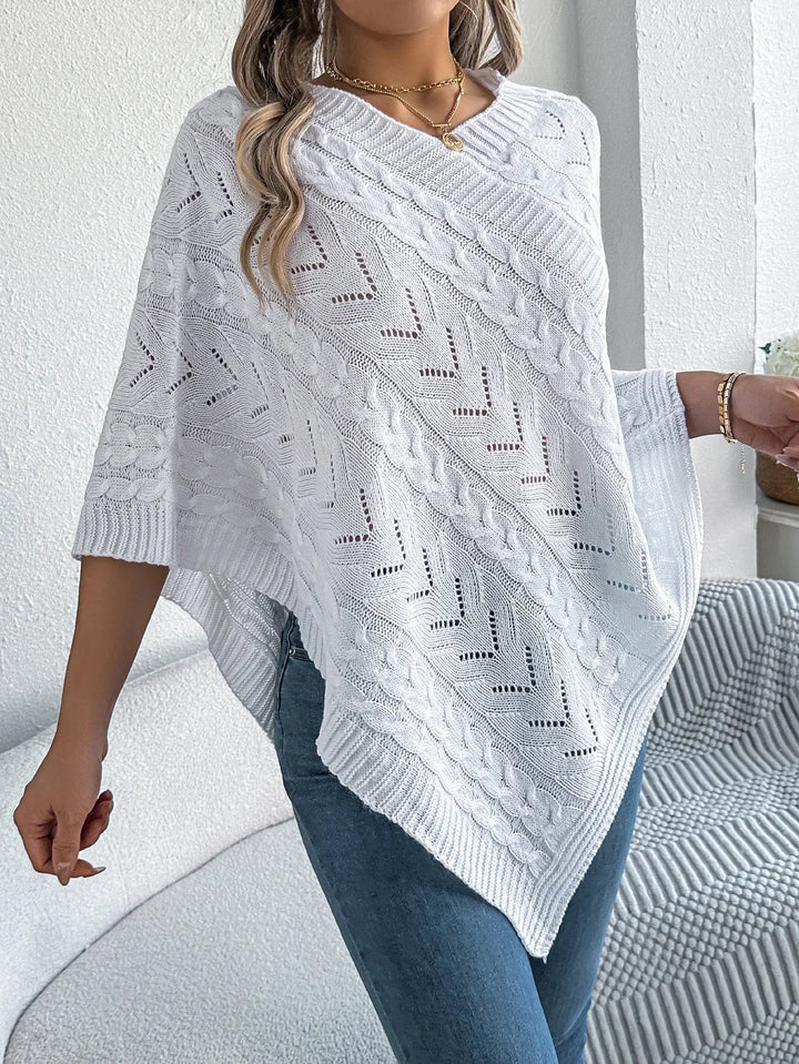 Trui dames | Oversized poncho met kabelpatroon en v-hals
