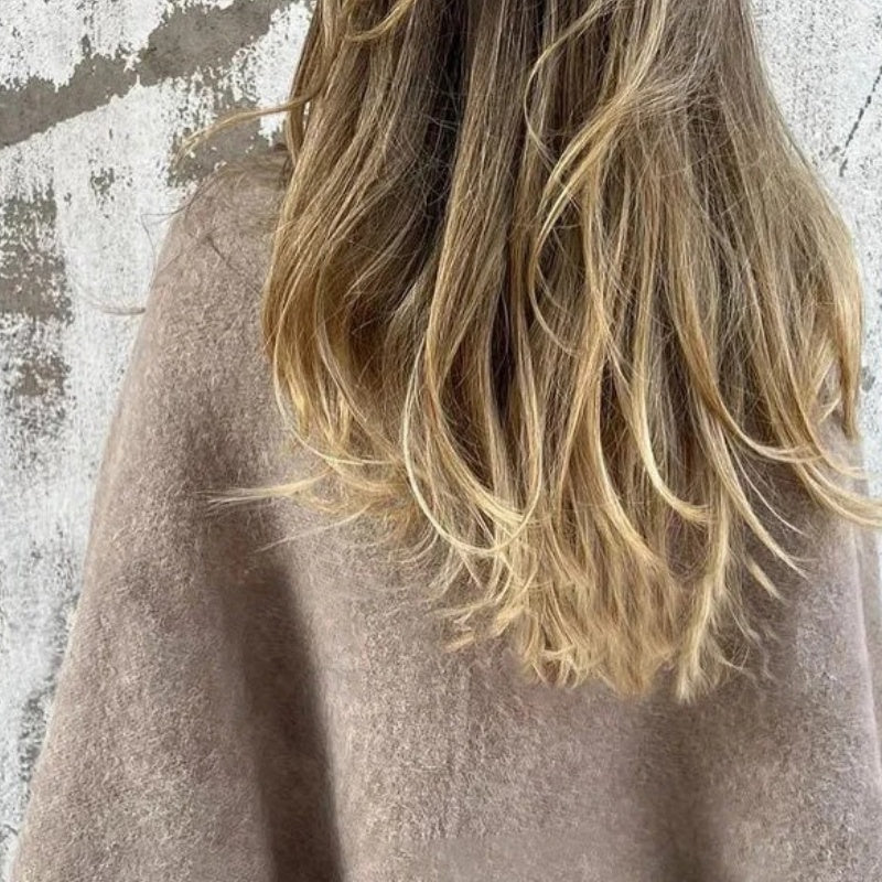 Tussenjas dames | Kort elegant model met knoopsluiting