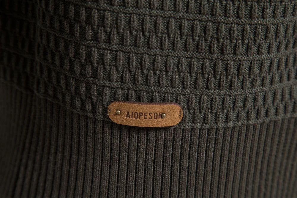 Vest heren | Gebreid model met knopen en opstaande kraag