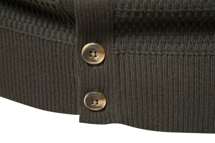 Vest heren | Gebreid model met knopen en opstaande kraag