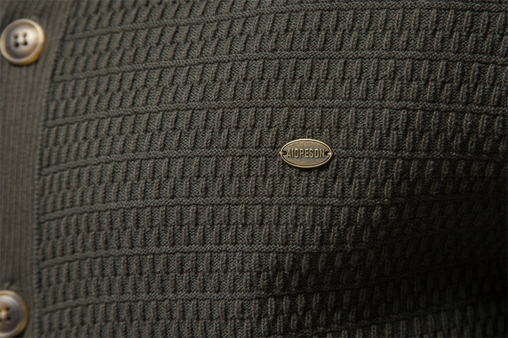 Vest heren | Gebreid model met knopen en opstaande kraag