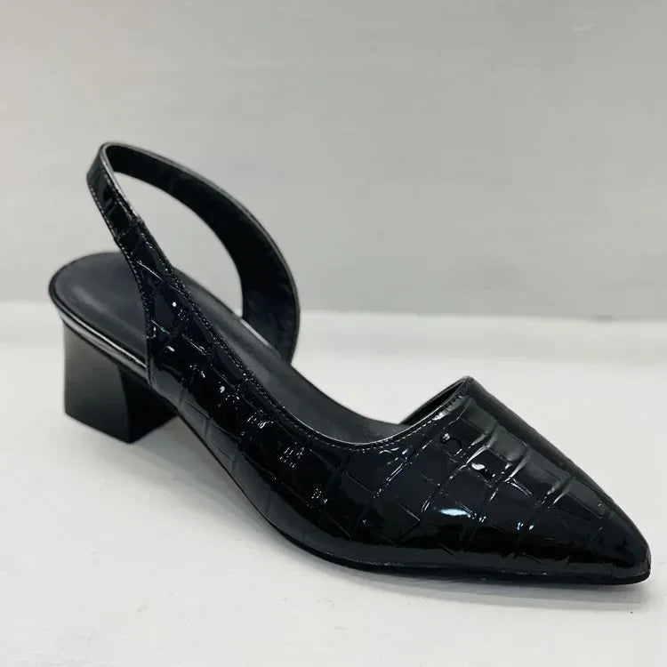 Elegante damespumps met comfortabele hak en tijdloze uitstraling