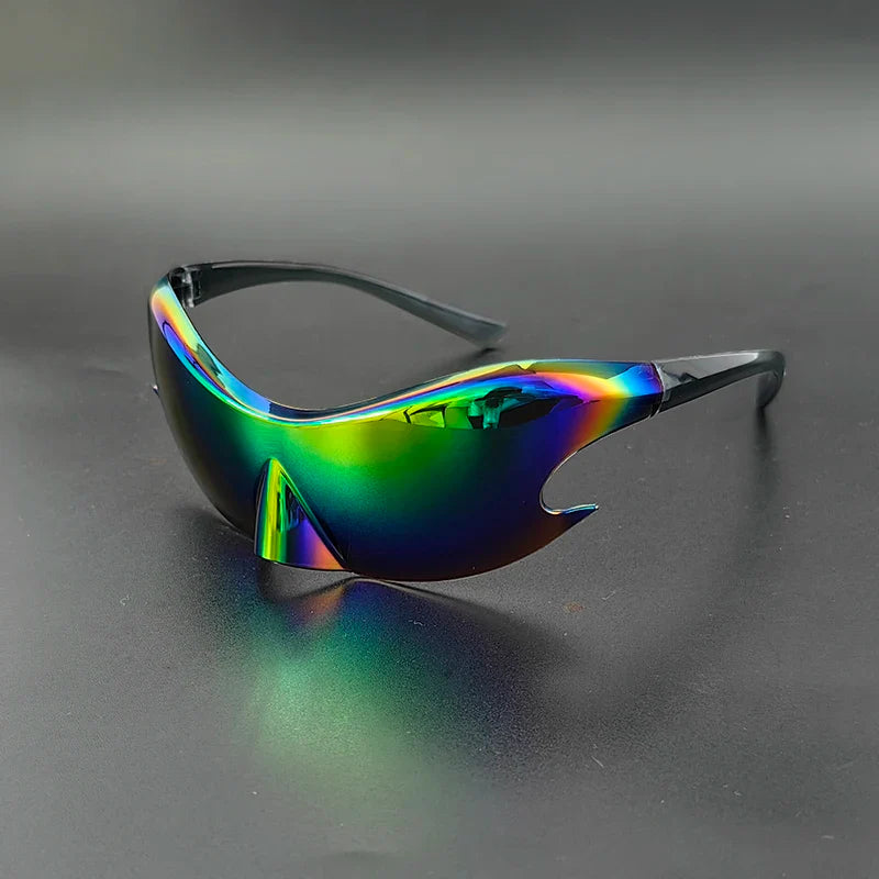 Zonnebril heren | Sport zonnebril met spiegelglas en wrap design