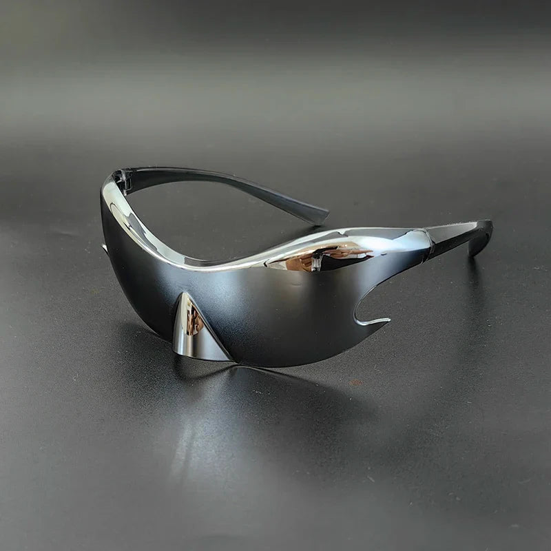 Zonnebril heren | Sport zonnebril met spiegelglas en wrap design