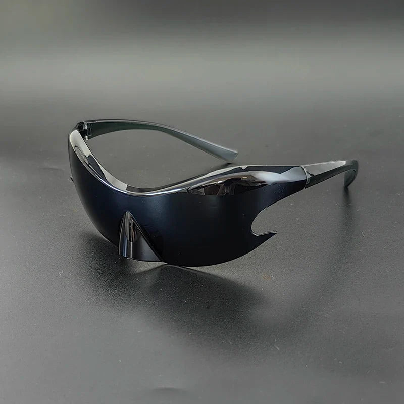 Zonnebril heren | Sport zonnebril met spiegelglas en wrap design