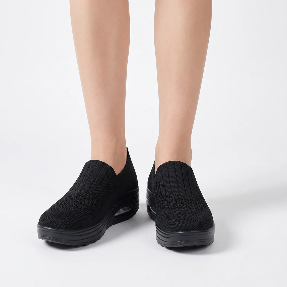 Zwarte instappers dames | Comfortabel model met dikke zool