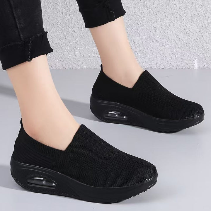 Zwarte instappers dames | Comfortabel model met dikke zool