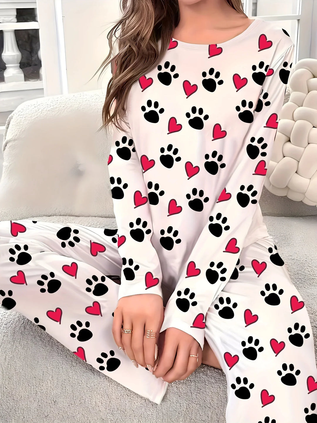 Dames pyjama set | Hartjes en pootafdruk print met lange mouwen