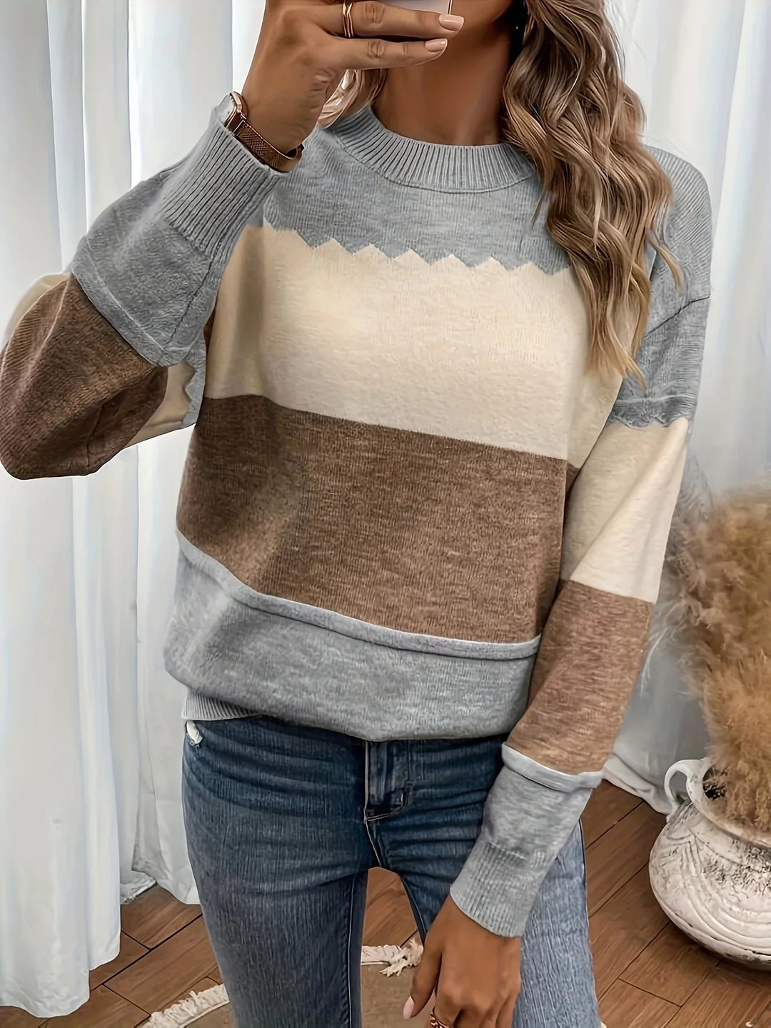 Dames trui | Beige colorblock sweater met ronde hals