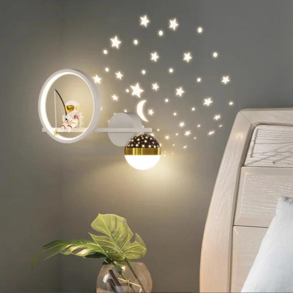 AstroStars | Magische projectie wandlamp voor een betoverende kinderkamer - Storebay.nl