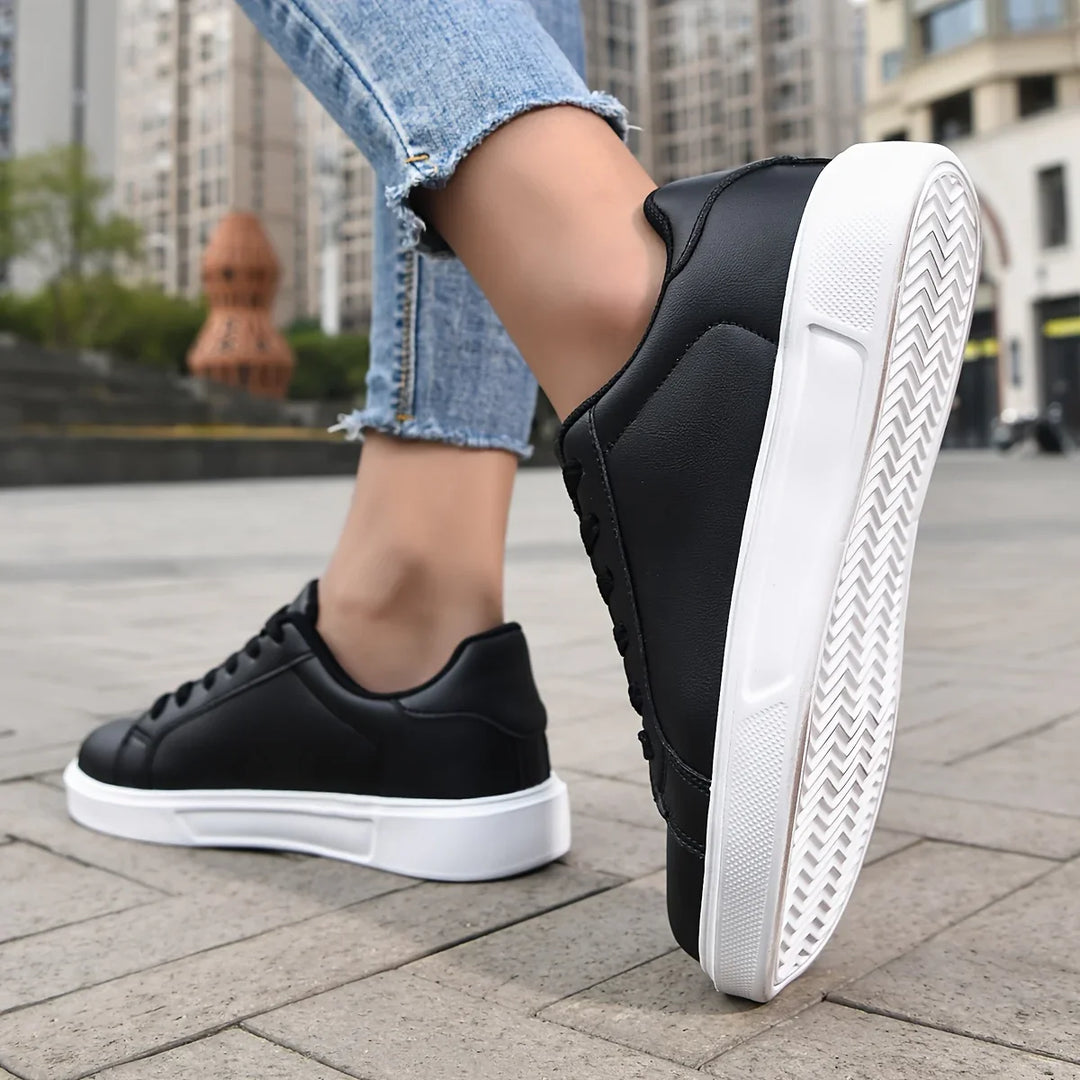 Dames sneakers zwart | Casual schoenen met witte zool