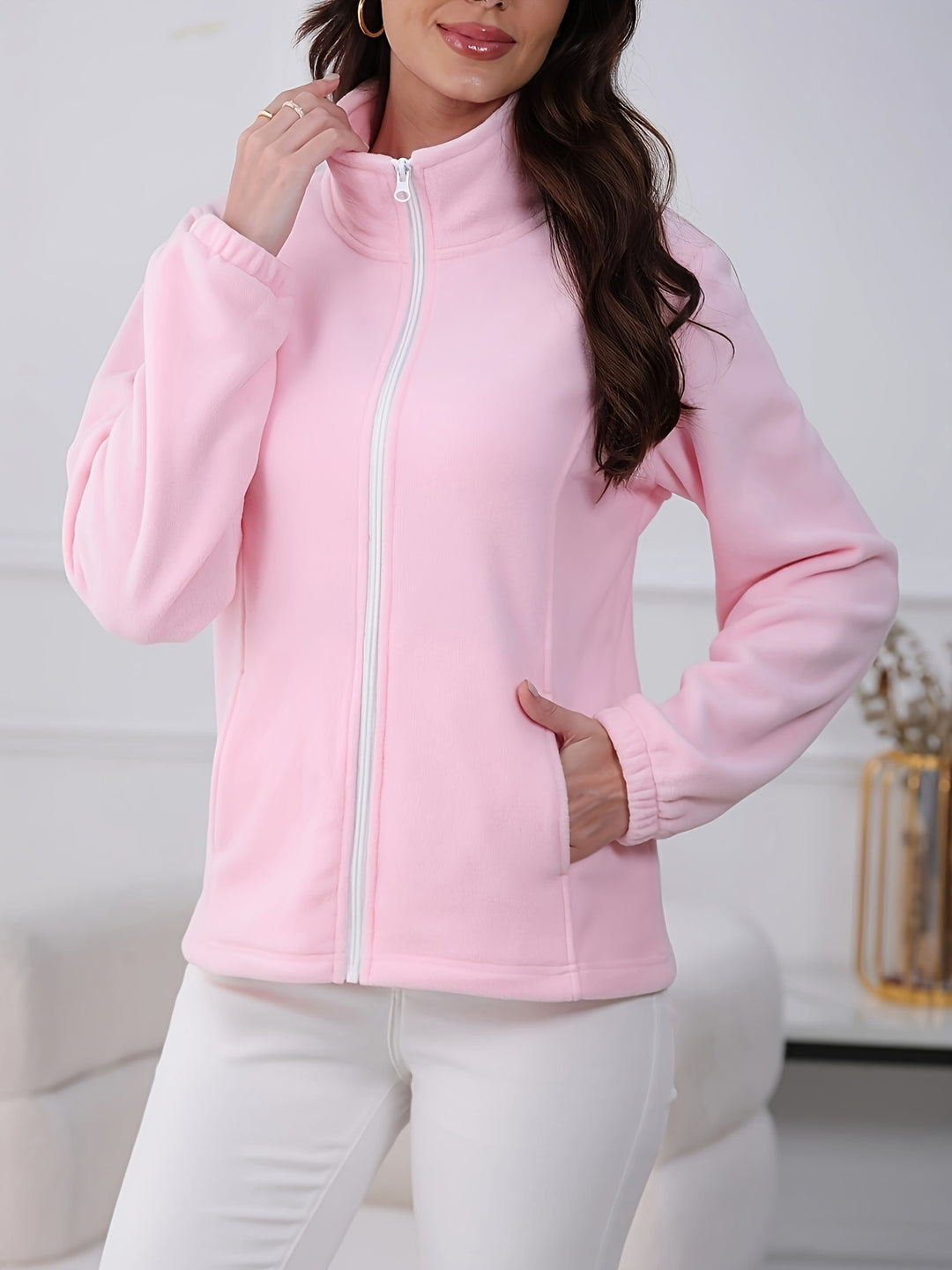 Dames winterjas | Fluffy fleece jas met hoge kraag en zakken