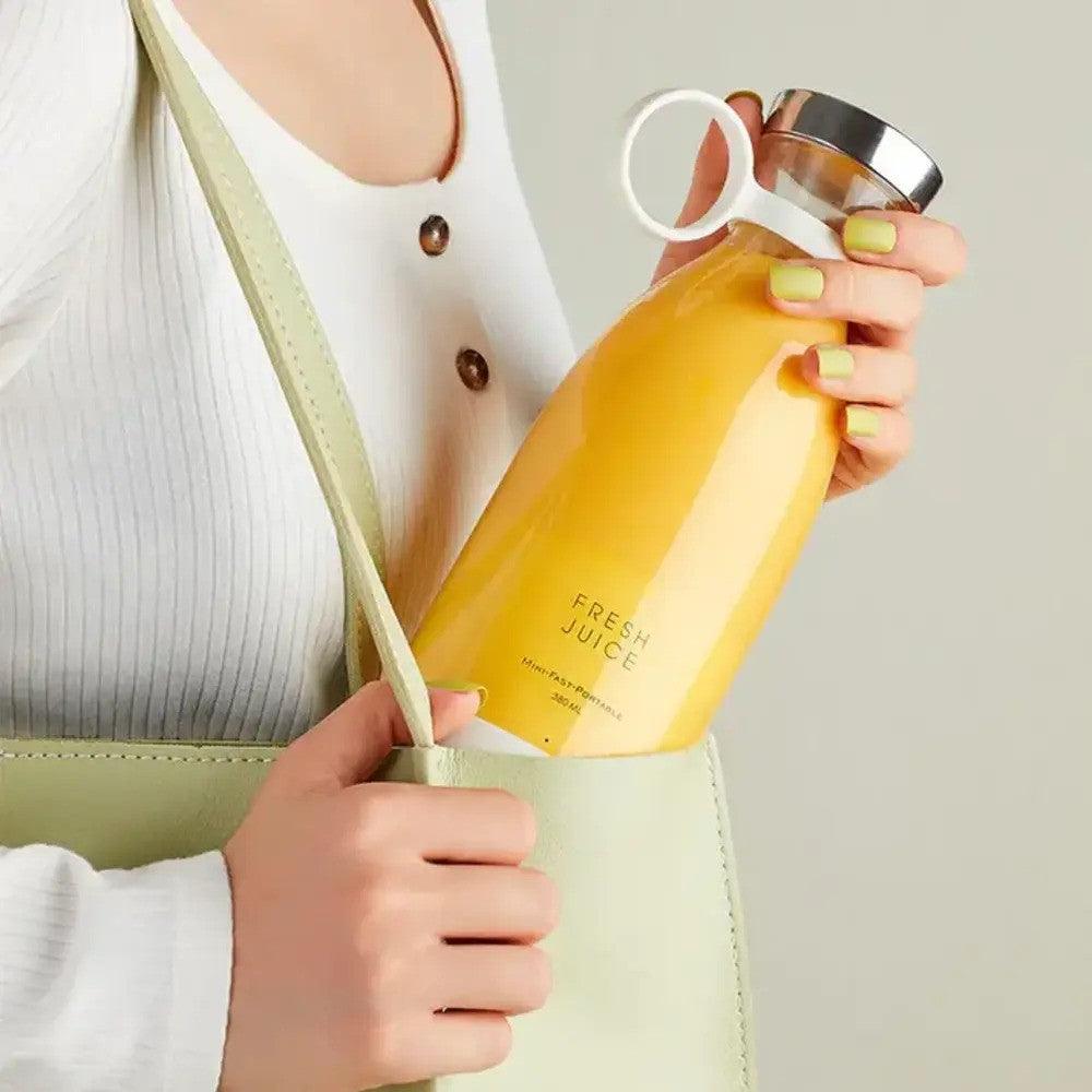 FreshJuice | Handige blender om overal mee naar toe te nemen!